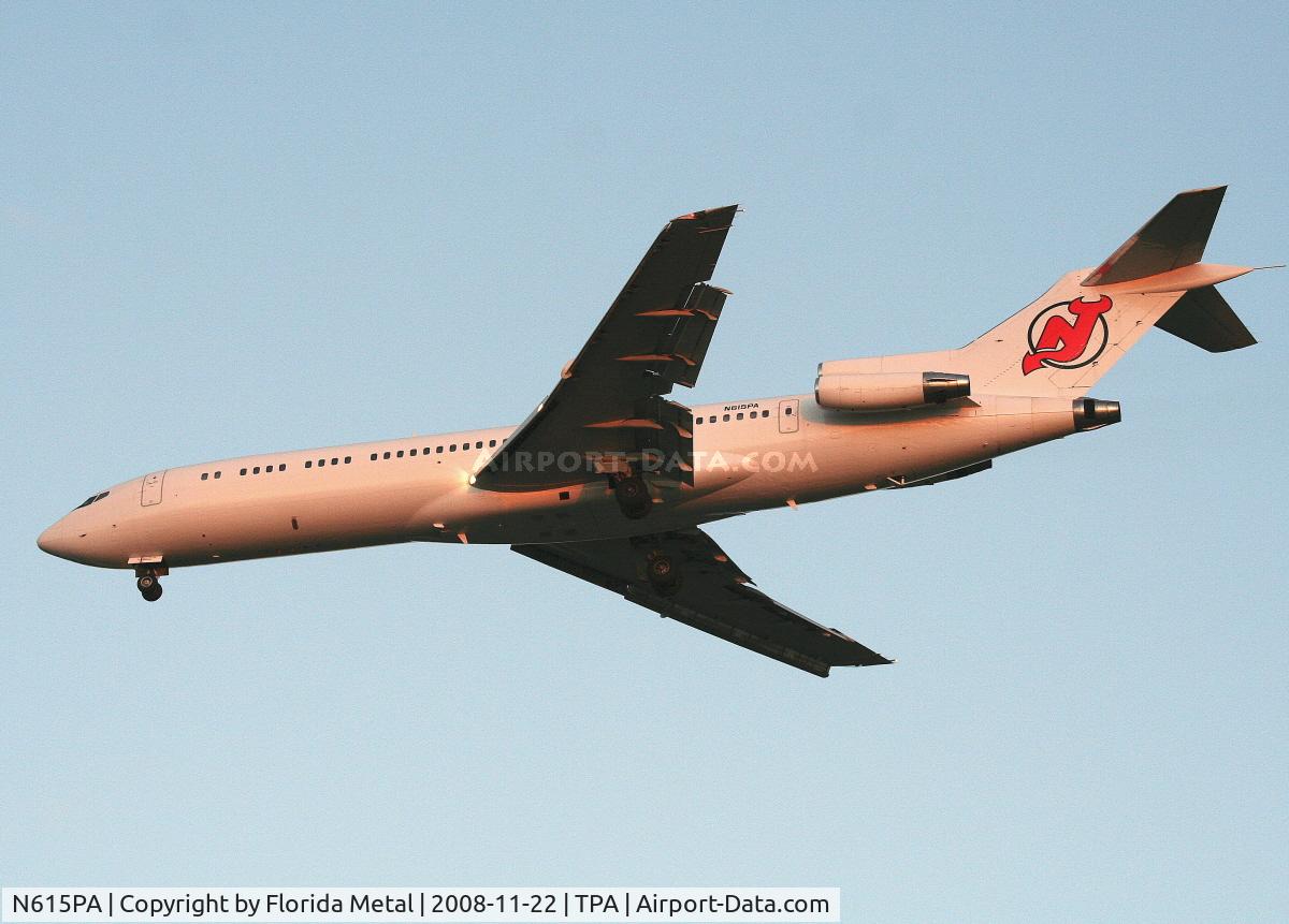 N615PA, 1976 Boeing 727-243 C/N 21266, NHL Team New Jersey Devil's 727 flying team in to play Tampa Bay Lightning