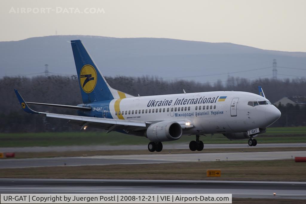 UR-GAT, 1993 Boeing 737-528 C/N 25237, Boeing 737-528