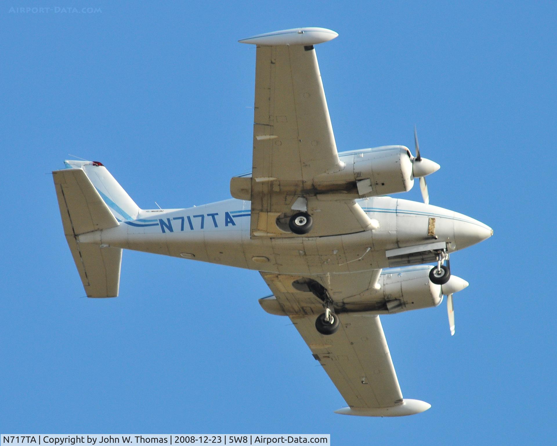 N717TA, 1966 Piper PA-30 Twin Comanche C/N 30-1030, Fly over