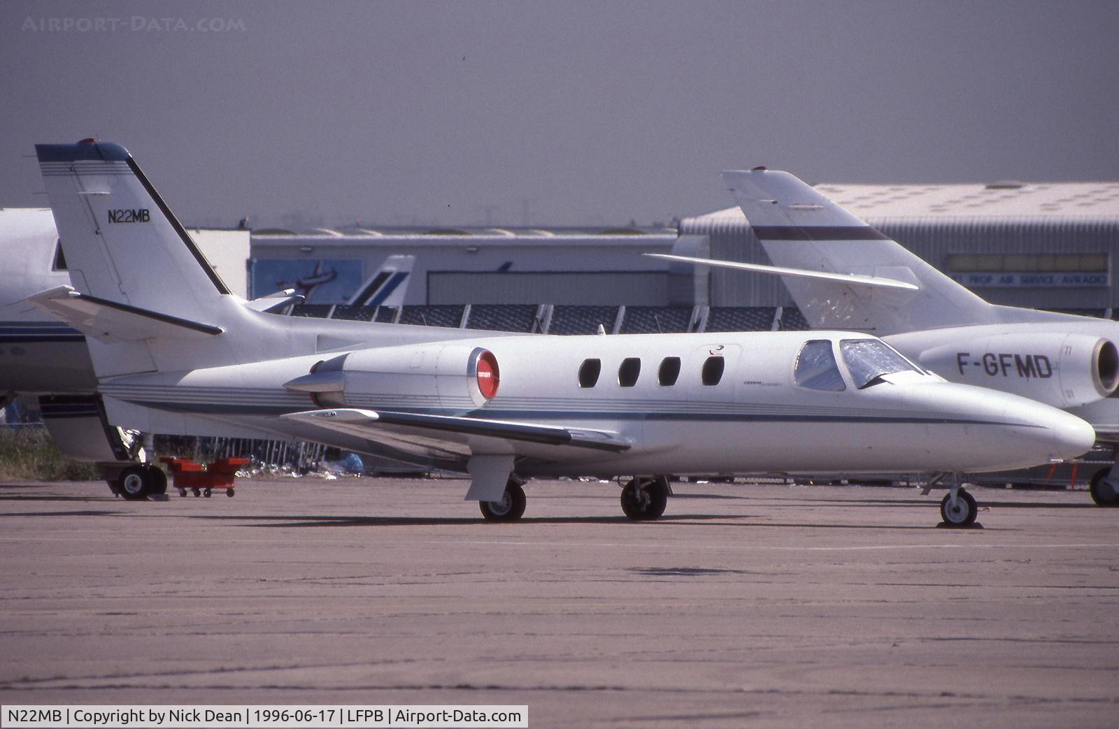 N22MB, 1976 Cessna 500 Citation I C/N 500-0337, LFPB