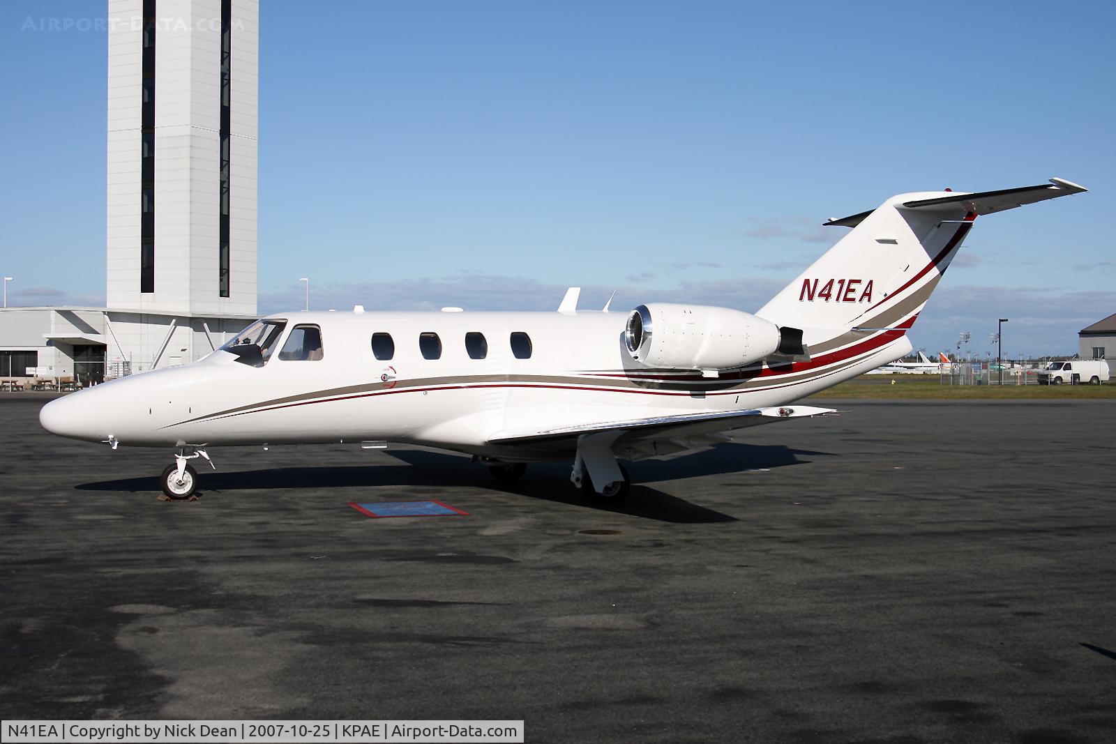 N41EA, 1996 Cessna 525 CitationJet C/N 525-0131, KPAE