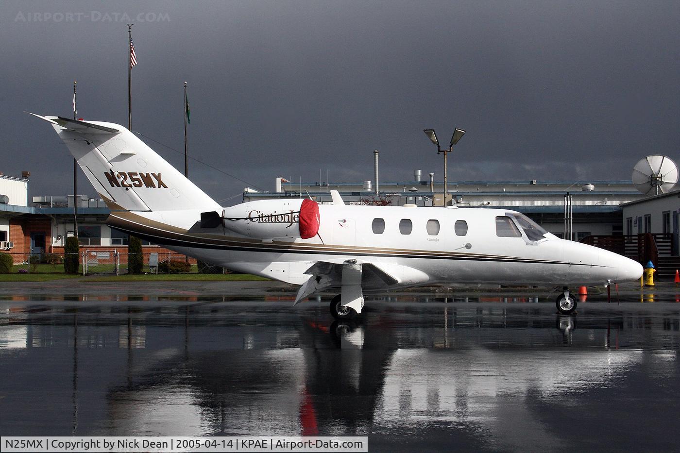 N25MX, 1997 Cessna 525 CitationJet C/N 5250220, KPAE