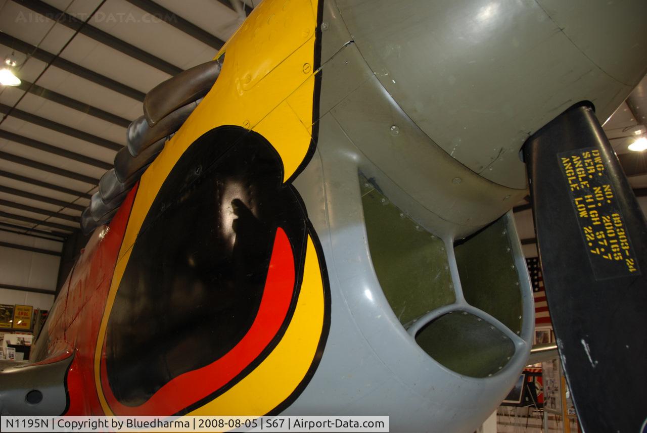 N1195N, 1942 Curtiss P-40N Warhawk C/N 130158, Parrott Head Livery on this P-40N. Painted to represent a P-40N from the 502nd FS, 337th FG, Napier Field, AL 1943.