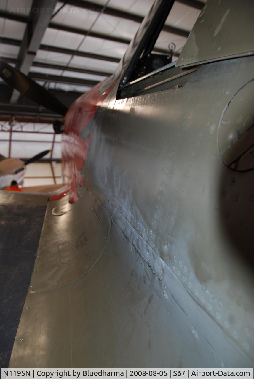 N1195N, 1942 Curtiss P-40N Warhawk C/N 130158, Parrott Head Livery on this P-40N. Painted to represent a P-40N from the 502nd FS, 337th FG, Napier Field, AL 1943.