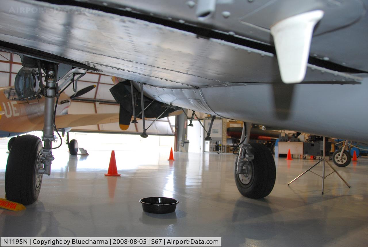 N1195N, 1942 Curtiss P-40N Warhawk C/N 130158, Parrott Head Livery on this P-40N. Painted to represent a P-40N from the 502nd FS, 337th FG, Napier Field, AL 1943.