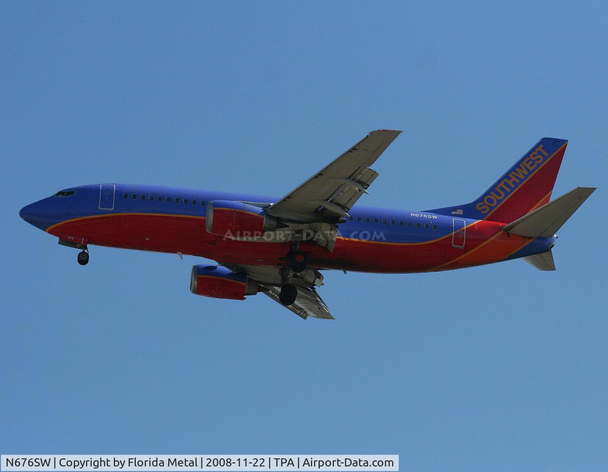 N676SW, 2000 Boeing 737-3A4 C/N 23288, Southwest 737-300