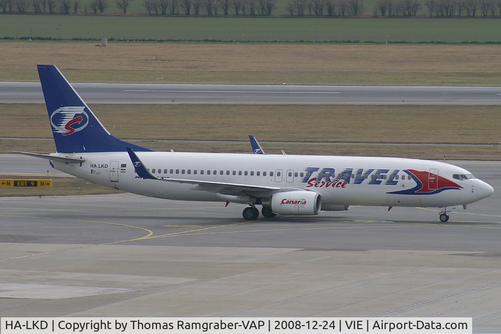 HA-LKD, 2000 Boeing 737-8K5 C/N 27985, Travel Service Hungary Boeing 737-800