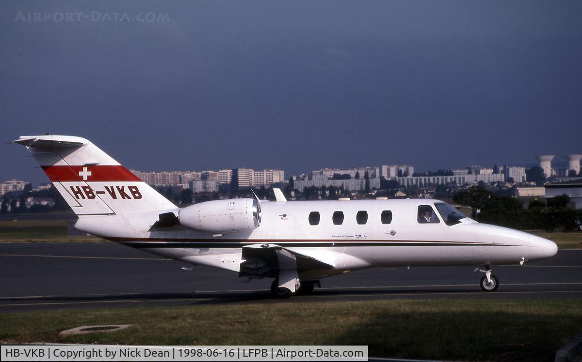 HB-VKB, 1993 Cessna 525 CitationJet C/N 525-0037, LFPB