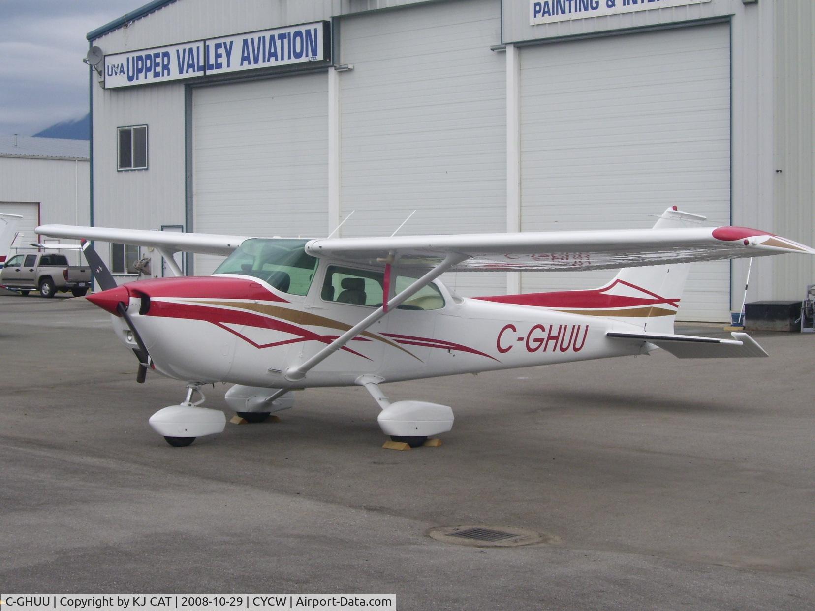 C-GHUU, 1975 Cessna 172M C/N 17264123, Out of the paint shop
