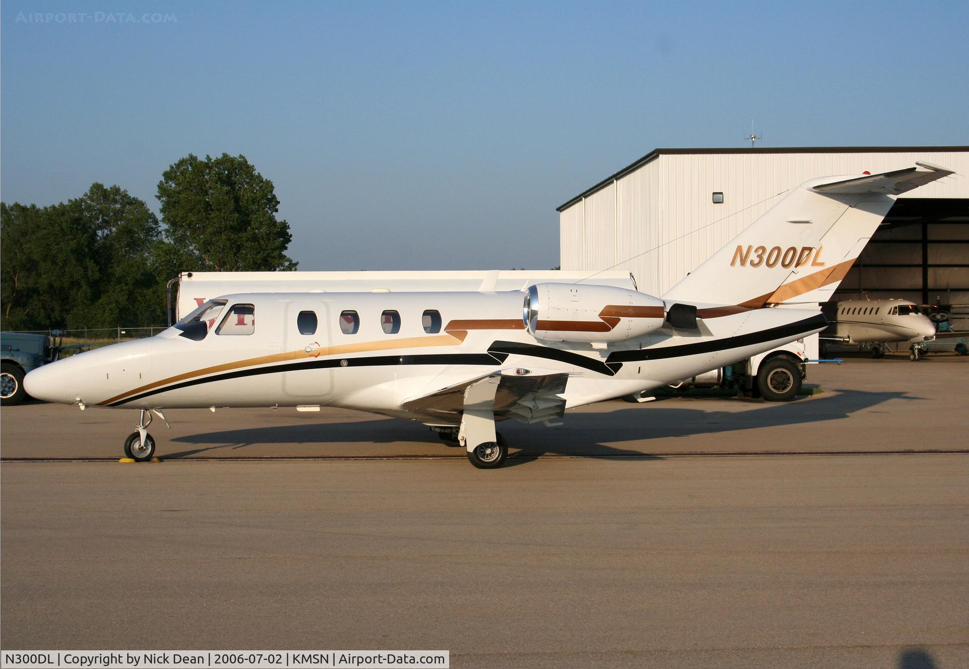 N300DL, 1996 Cessna 525 CitationJet C/N 525-0148, KMSN