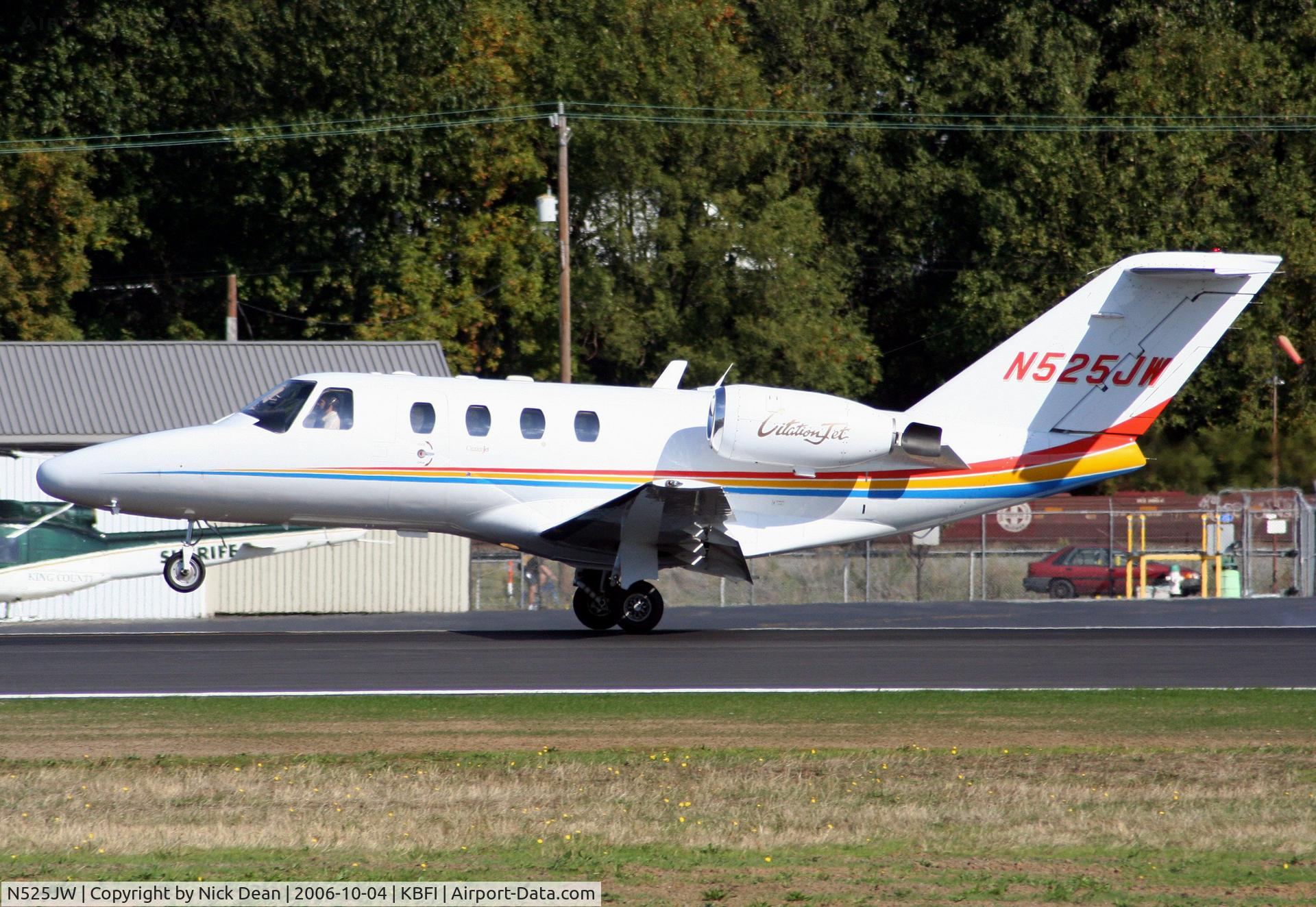 N525JW, 1996 Cessna 525 C/N 525-0162, KBFI