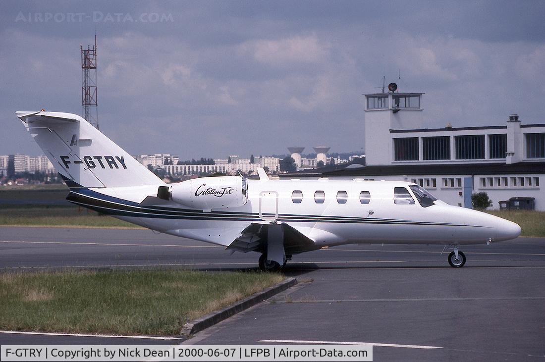 F-GTRY, 1999 Cessna 525 CitationJet C/N 525-0359, LFPB