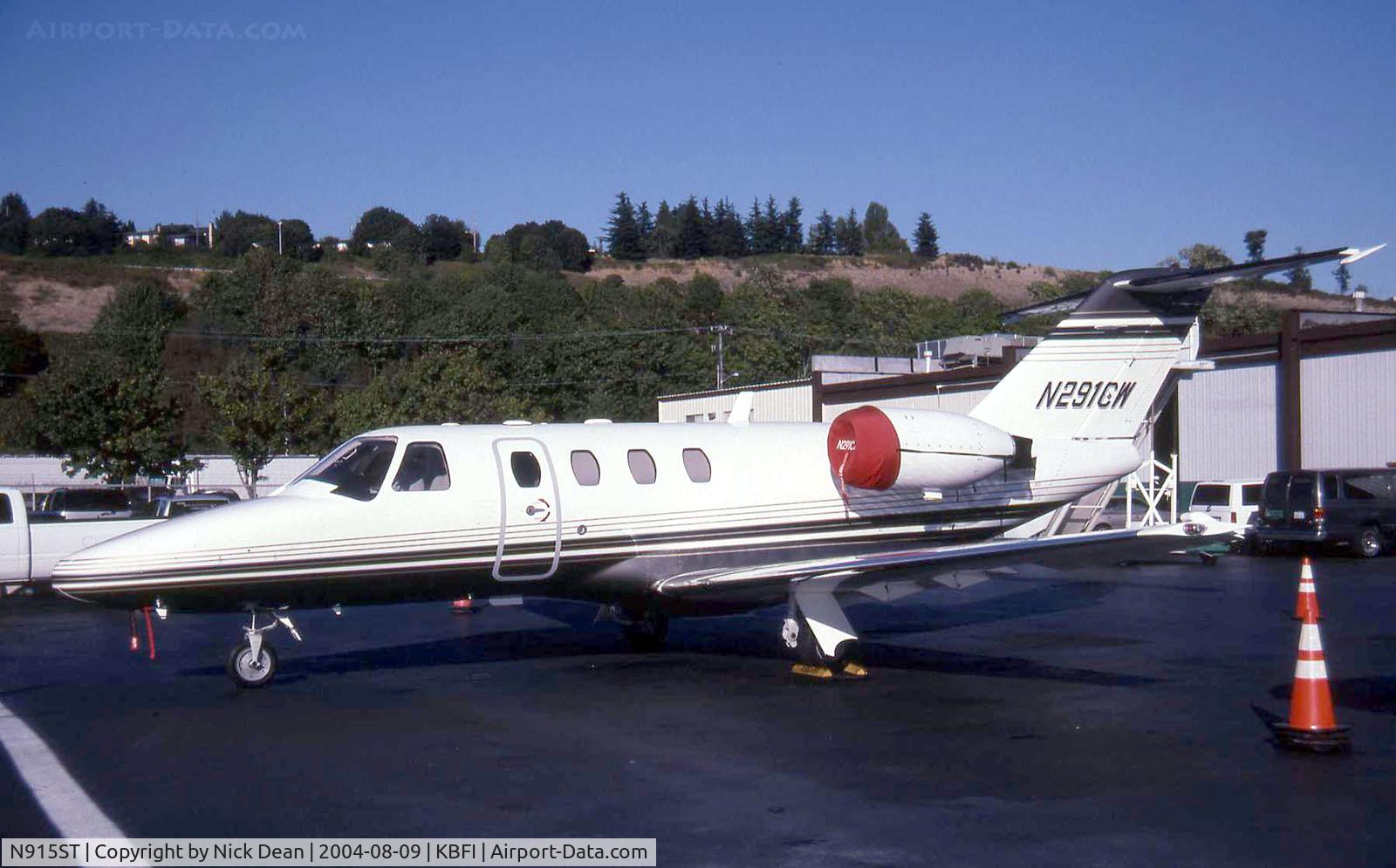 N915ST, 1999 Cessna 525 C/N 525-0301, KBFI (Seen here as N291CW this frame is now registered N915ST as posted)
