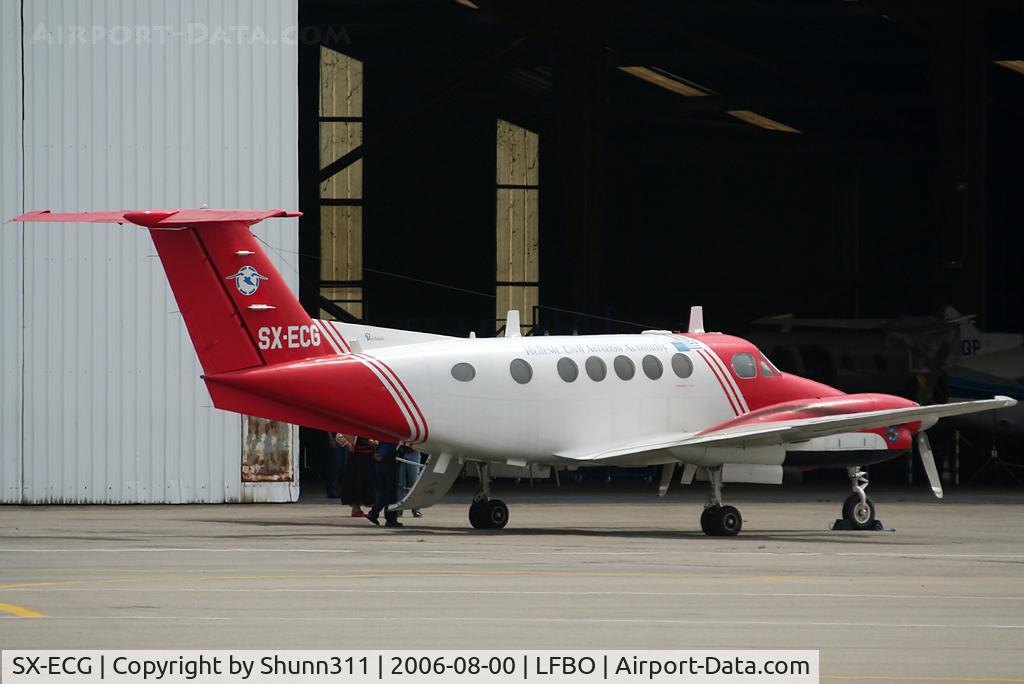 SX-ECG, 1978 Beech 200 Super King Air C/N BB-372, Parked for maintenance...