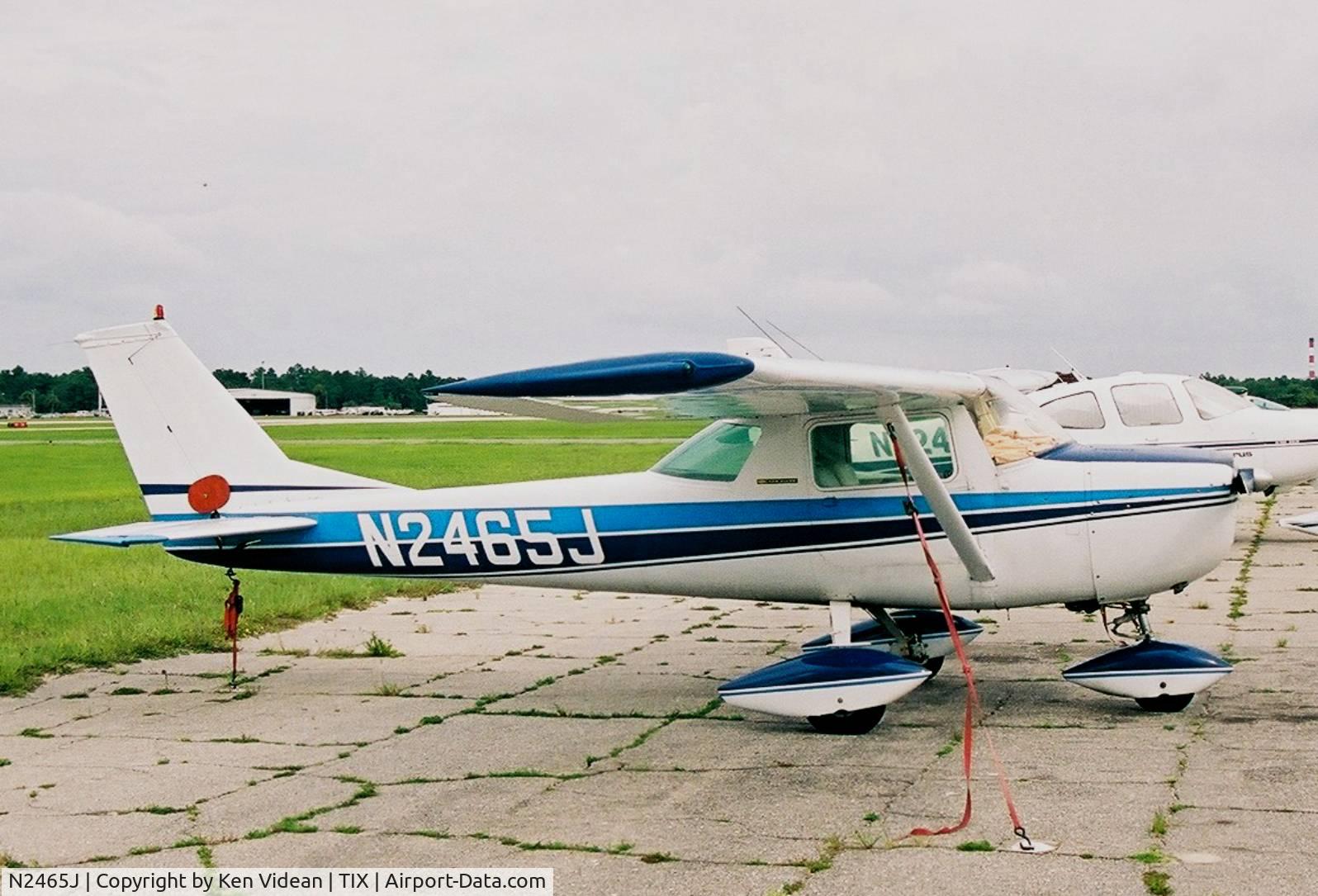 N2465J, 1966 Cessna 150G C/N 15065565, At rest