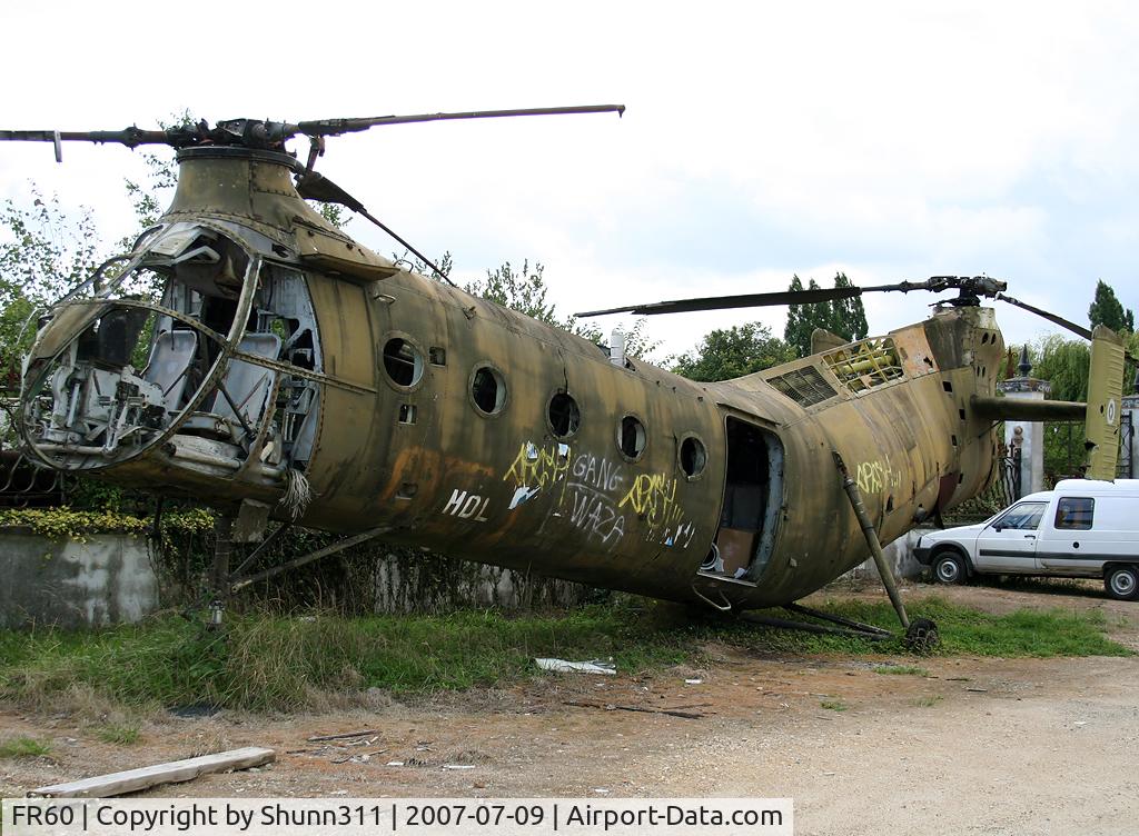 FR60, Vertol H-21C Shawnee C/N FR60, S/n FR60 - Stored outside a scrapyard