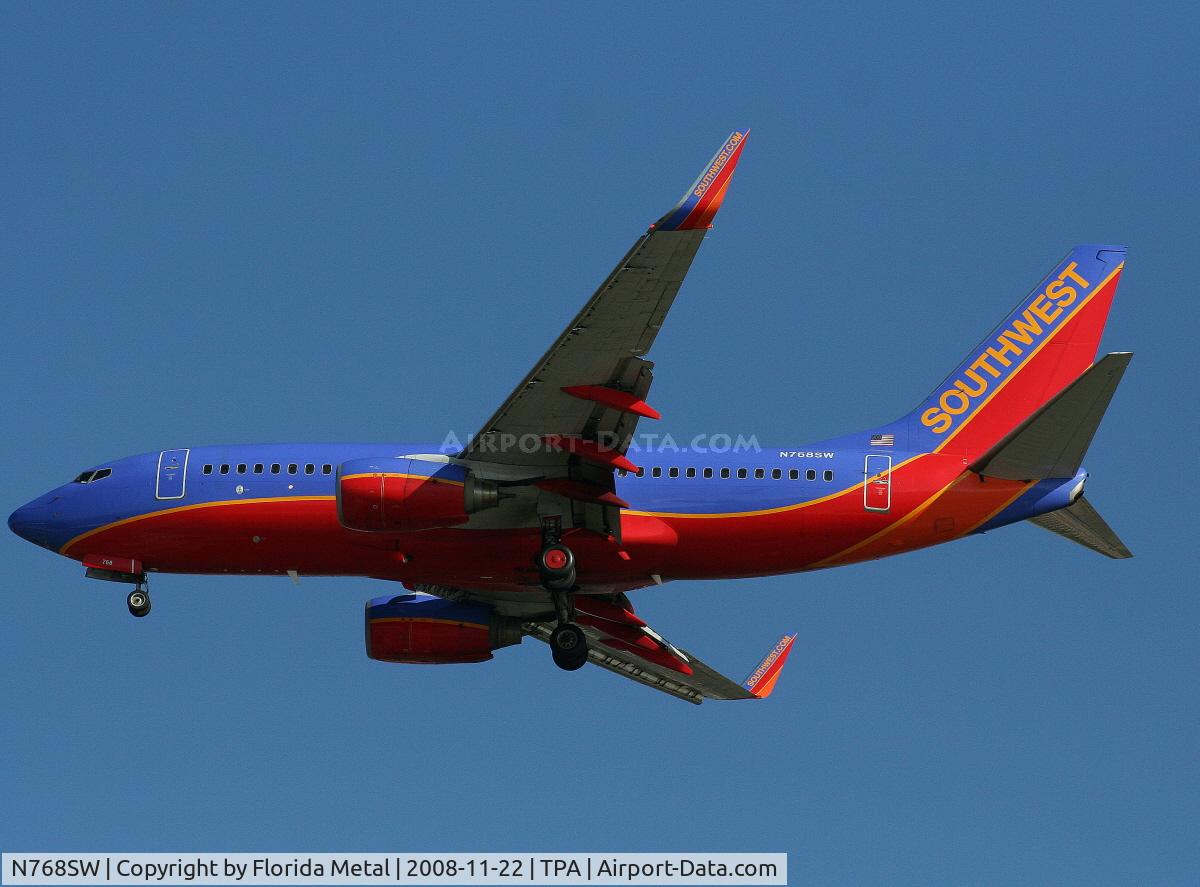 N768SW, 2000 Boeing 737-7H4 C/N 30587, Southwest 737-700