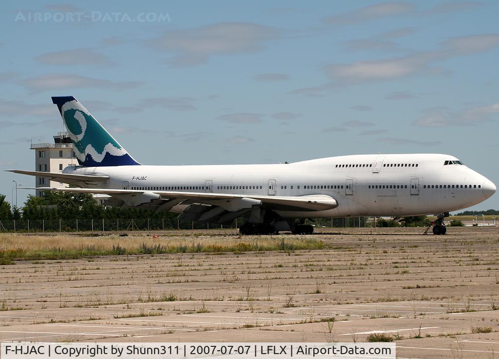 F-HJAC, 1985 Boeing 747-312 C/N 23243, Stored before scrapping...