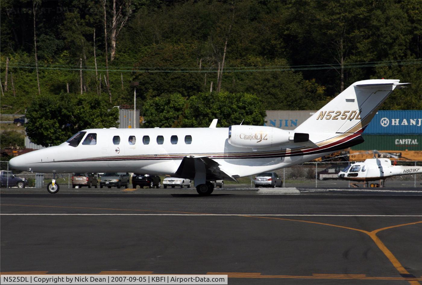 N525DL, 2002 Cessna 525A CitationJet CJ2 C/N 525A-0050, KBFI