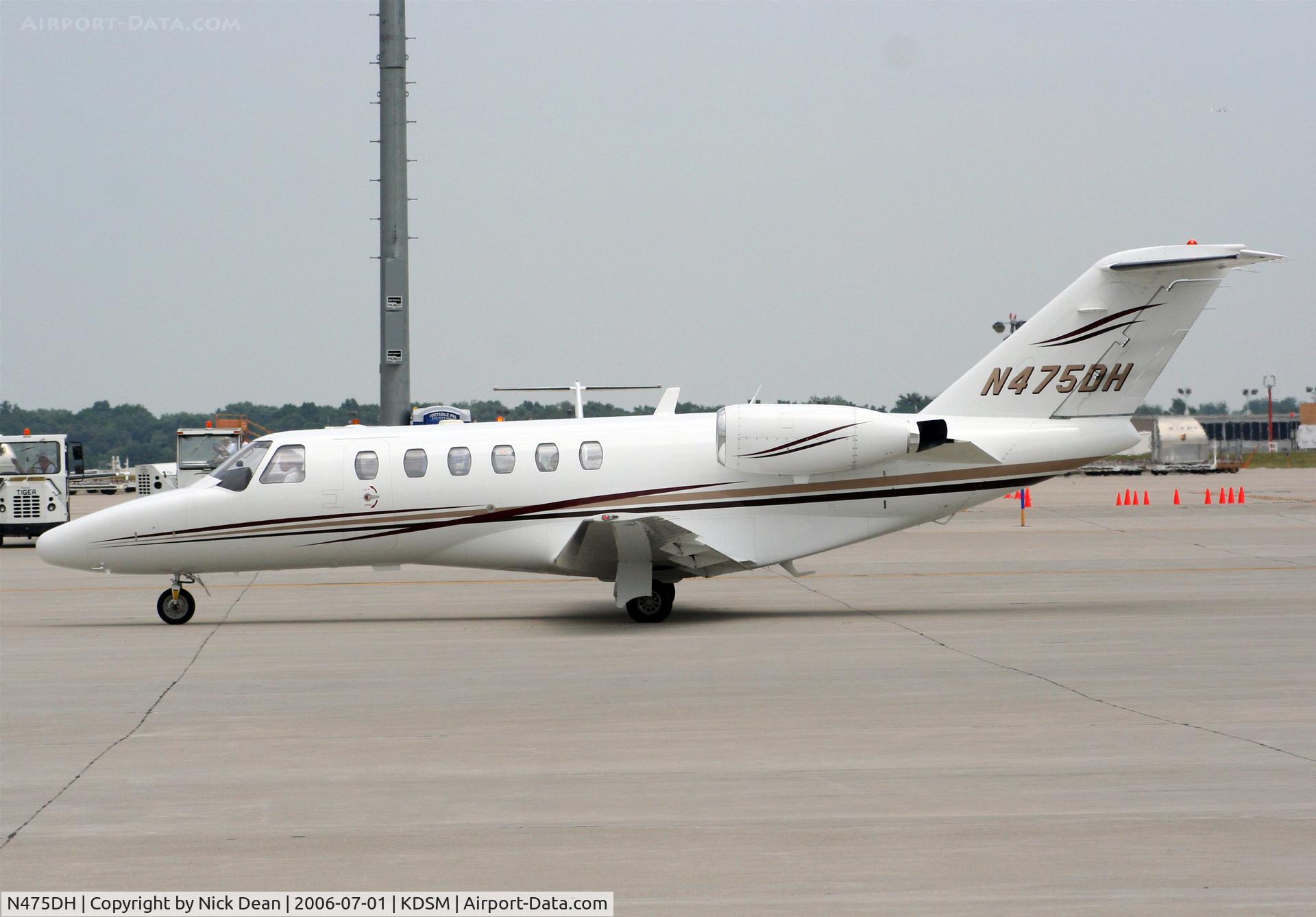 N475DH, 2002 Cessna 525A CitationJet CJ2 C/N 525A0090, KDSM