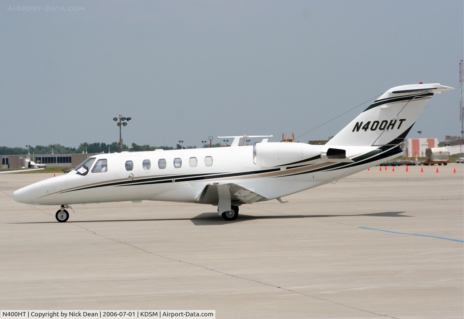 N400HT, 2004 Cessna 525A CitationJet CJ2 C/N 525A0208, KDSM