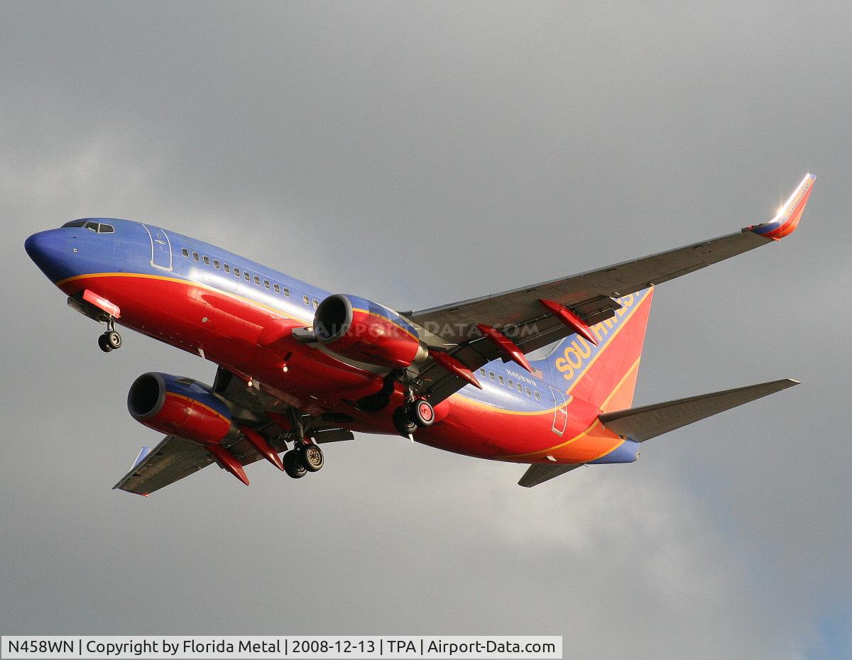 N458WN, 2004 Boeing 737-7H4 C/N 33857, Southwest 737-700
