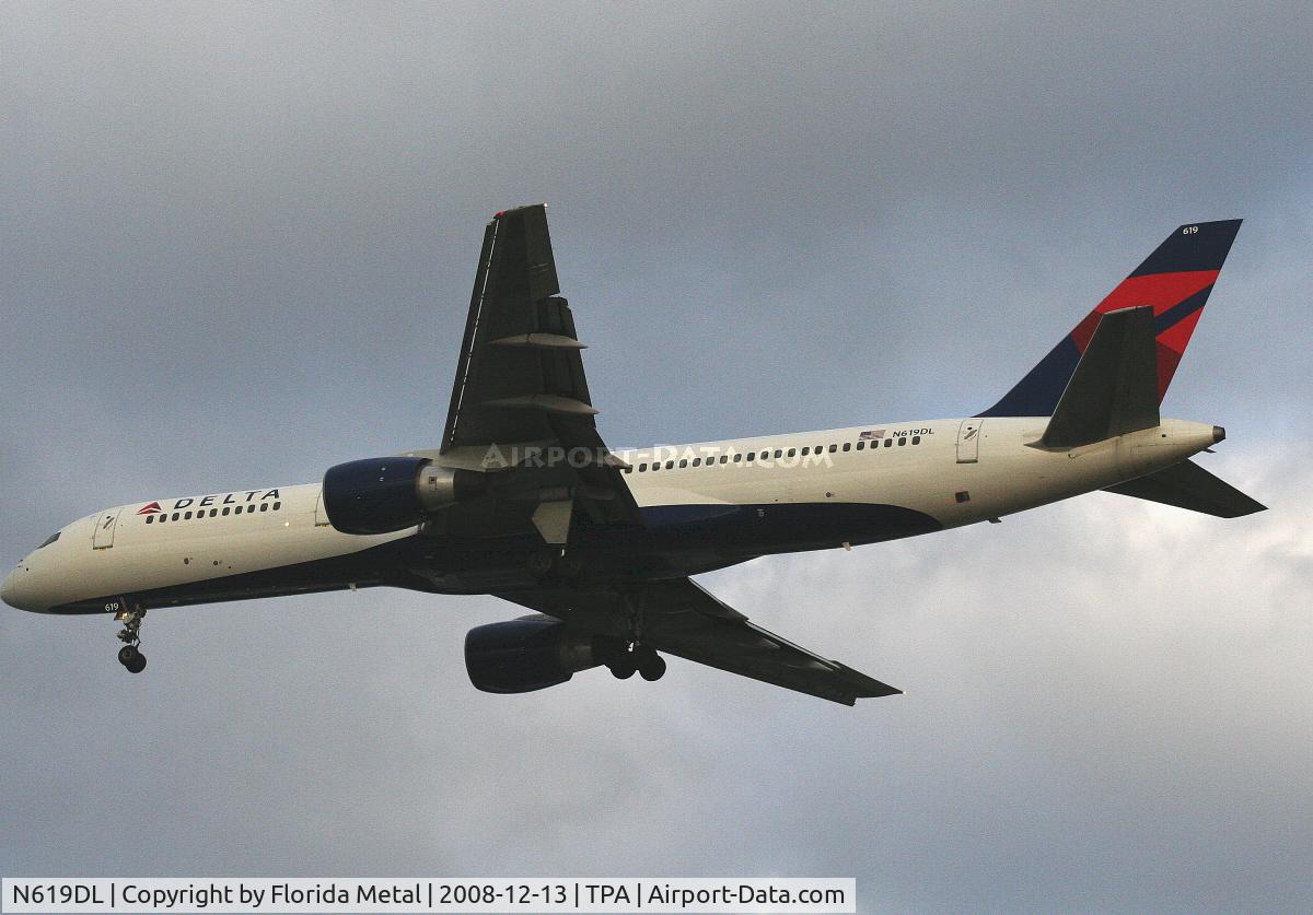 N619DL, 1986 Boeing 757-232 C/N 22909, Delta 757-200