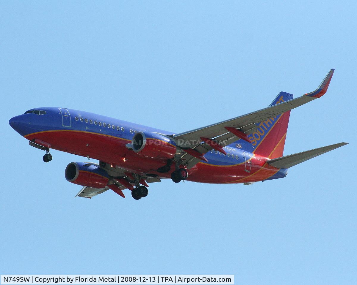 N749SW, 1999 Boeing 737-7H4 C/N 29801, Southwest 737-700