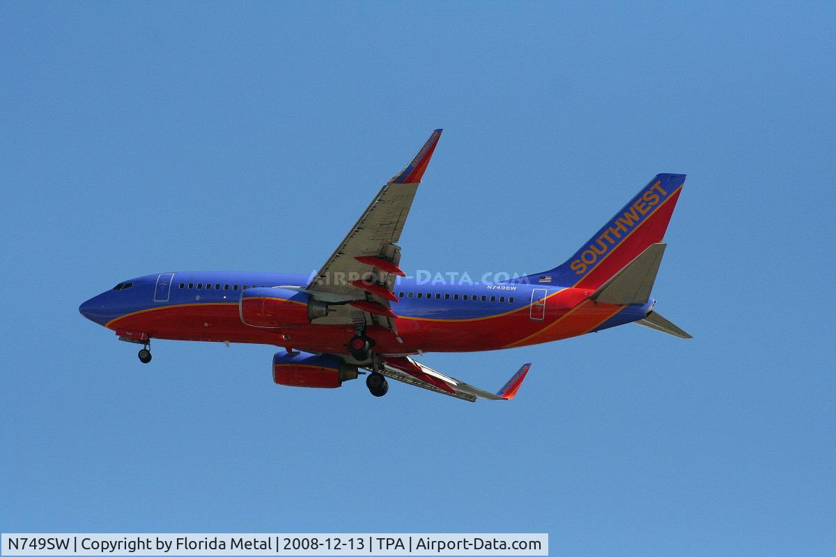N749SW, 1999 Boeing 737-7H4 C/N 29801, Southwest 737-700