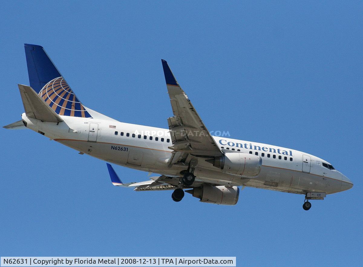 N62631, 1995 Boeing 737-524 C/N 27535, Continental 737-500