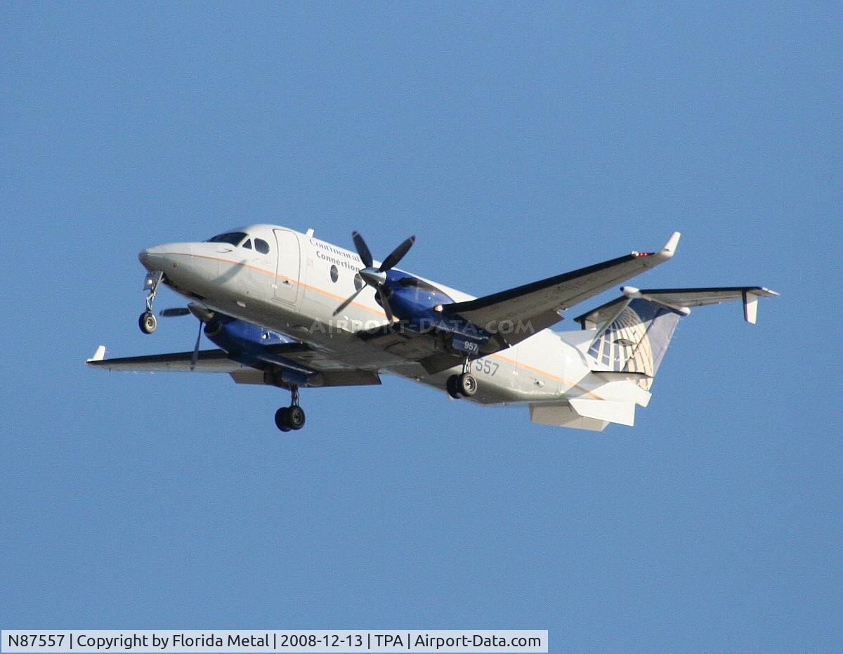 N87557, 1996 Beech 1900D C/N UE-246, Continental Connection B1900D