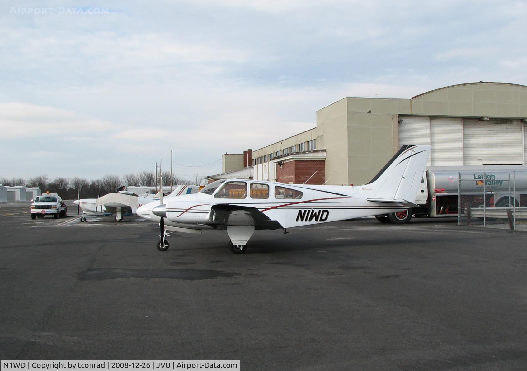 N1WD, 1961 Beech 95-A55 Baron C/N TC-192, at Queen City