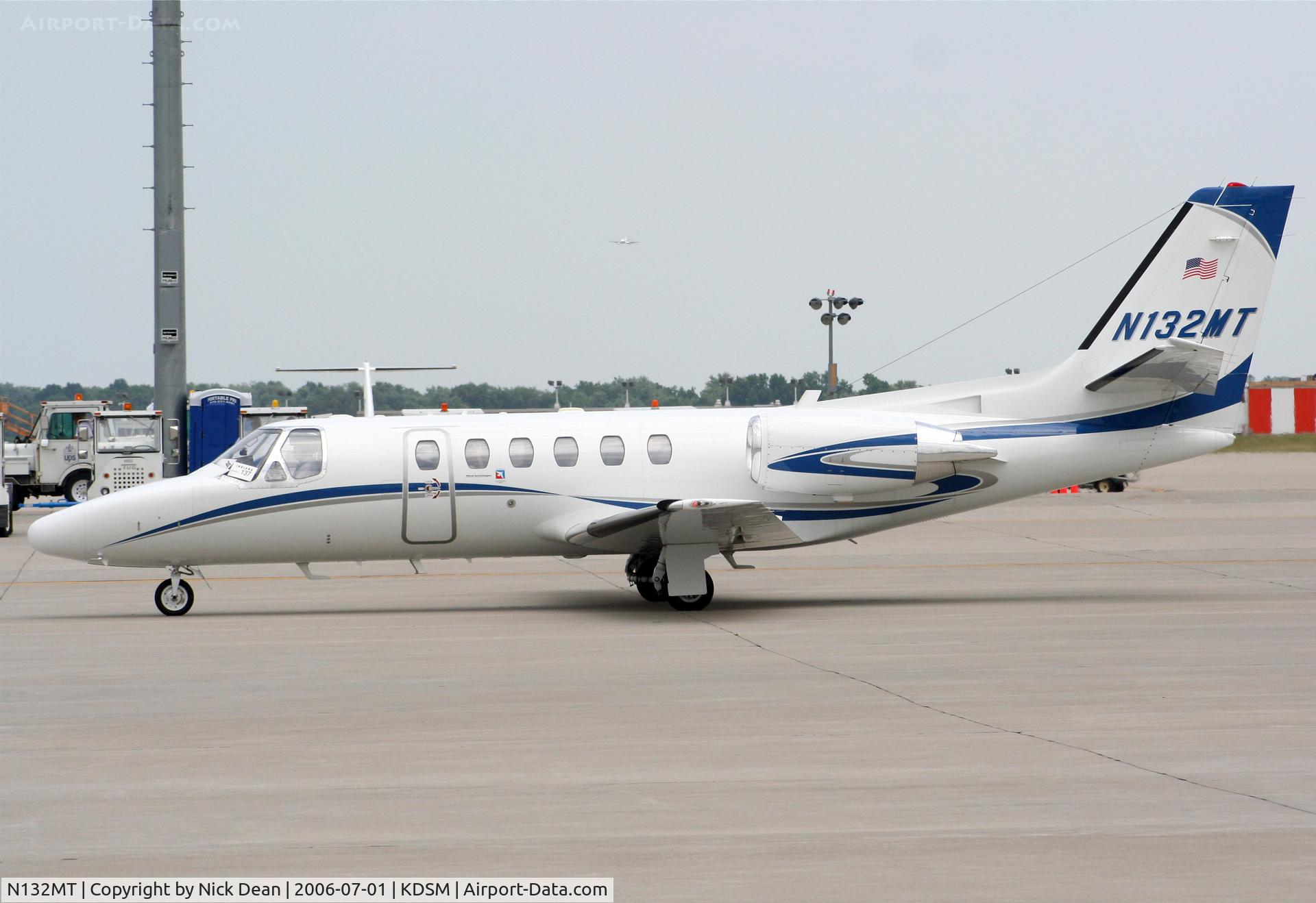 N132MT, 2004 Cessna 550 Citation Bravo C/N 550-1080, KDSM