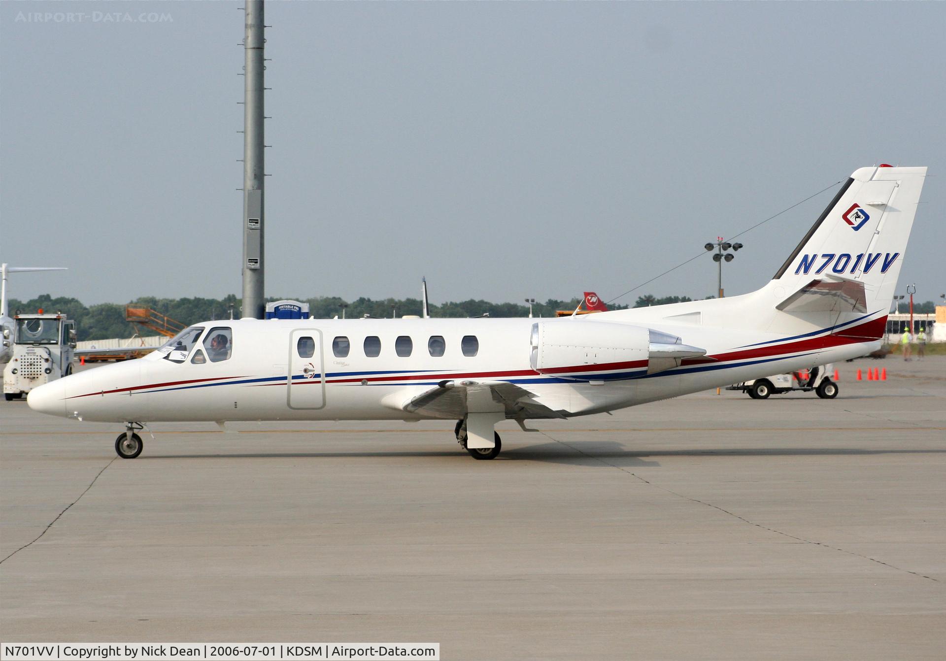 N701VV, 2002 Cessna 550 Citation Bravo C/N 550-1033, KDSM