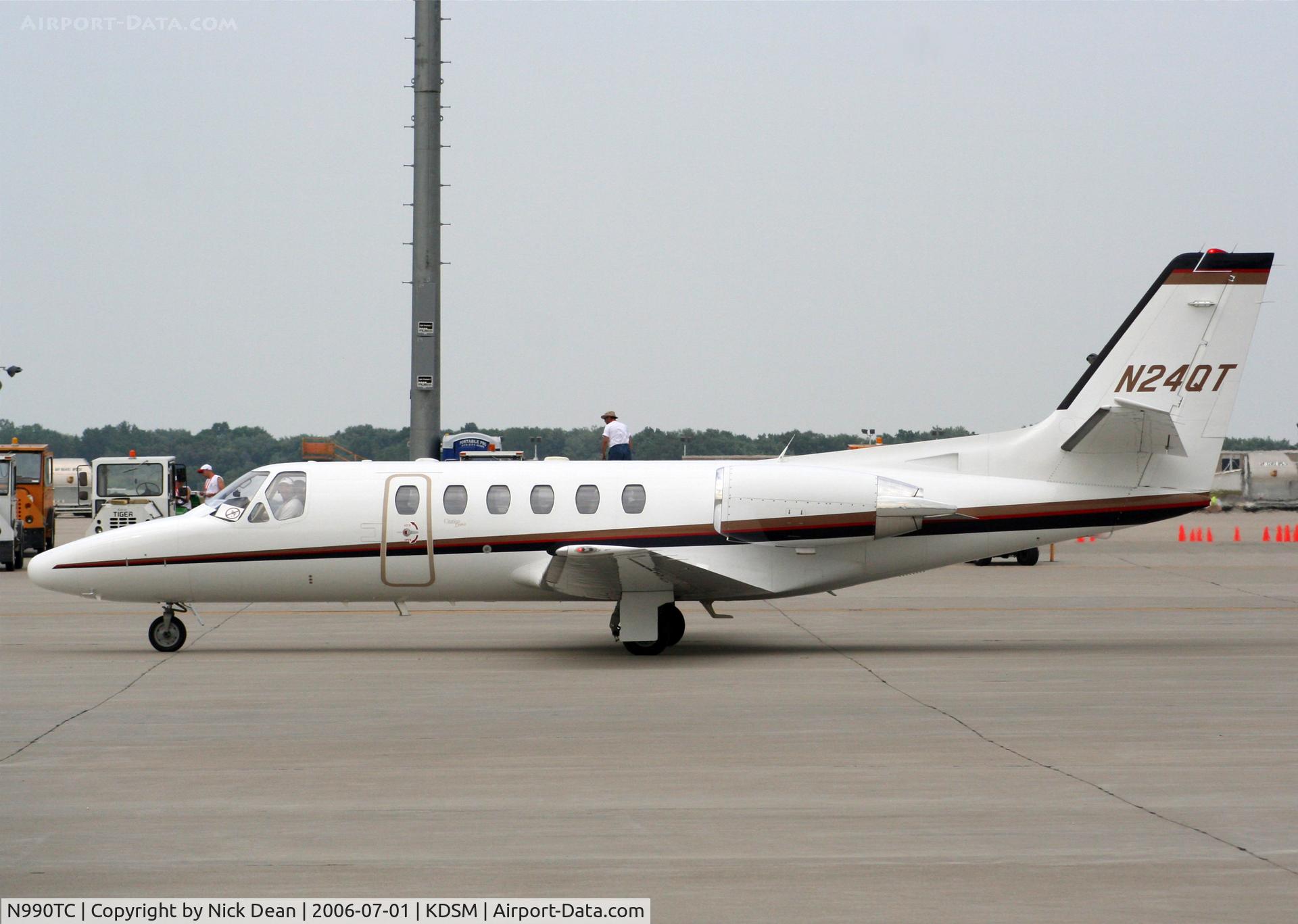 N990TC, 2001 Cessna 550 Citation Bravo C/N 550-0963, KDSM (Seen here as N24QT at the Special Olympics airlift this Citation is currently registered N990TC as posted for C/N accuracy)
