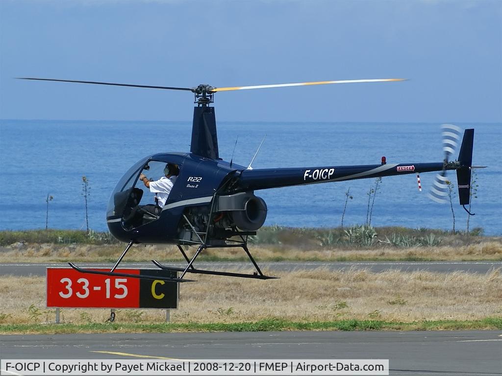 F-OICP, Robinson R22 Beta C/N 3467, Takeoff from the general aviation park