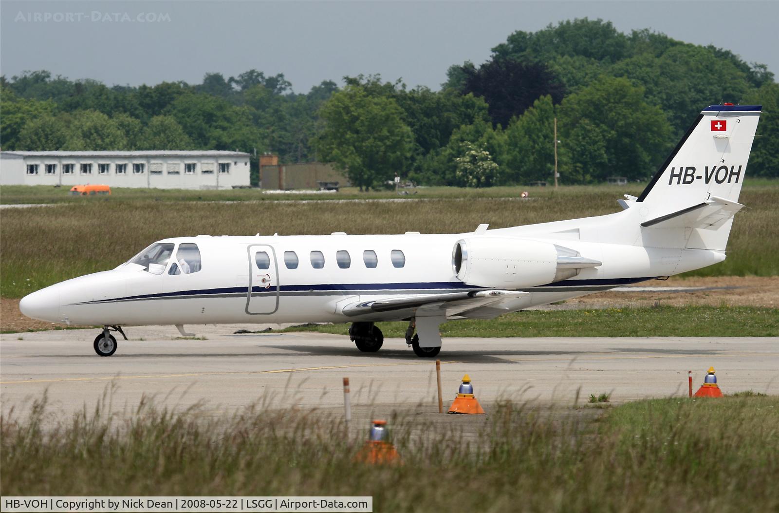 HB-VOH, 1999 Cessna 550 Citation Bravo C/N 550B-0864, LSGG