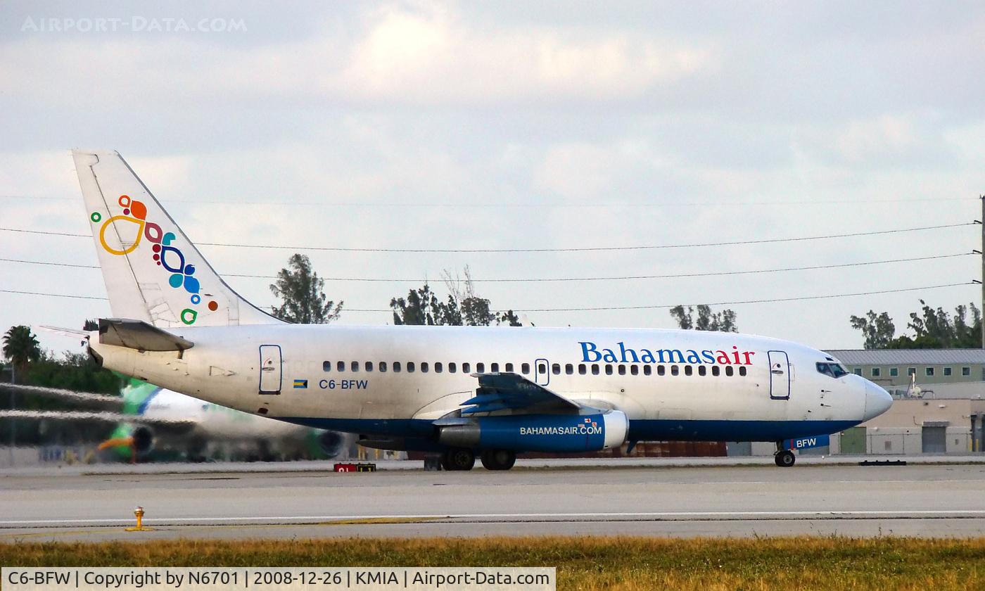 C6-BFW, 1982 Boeing 737-2K5 C/N 22601, Bahamasair