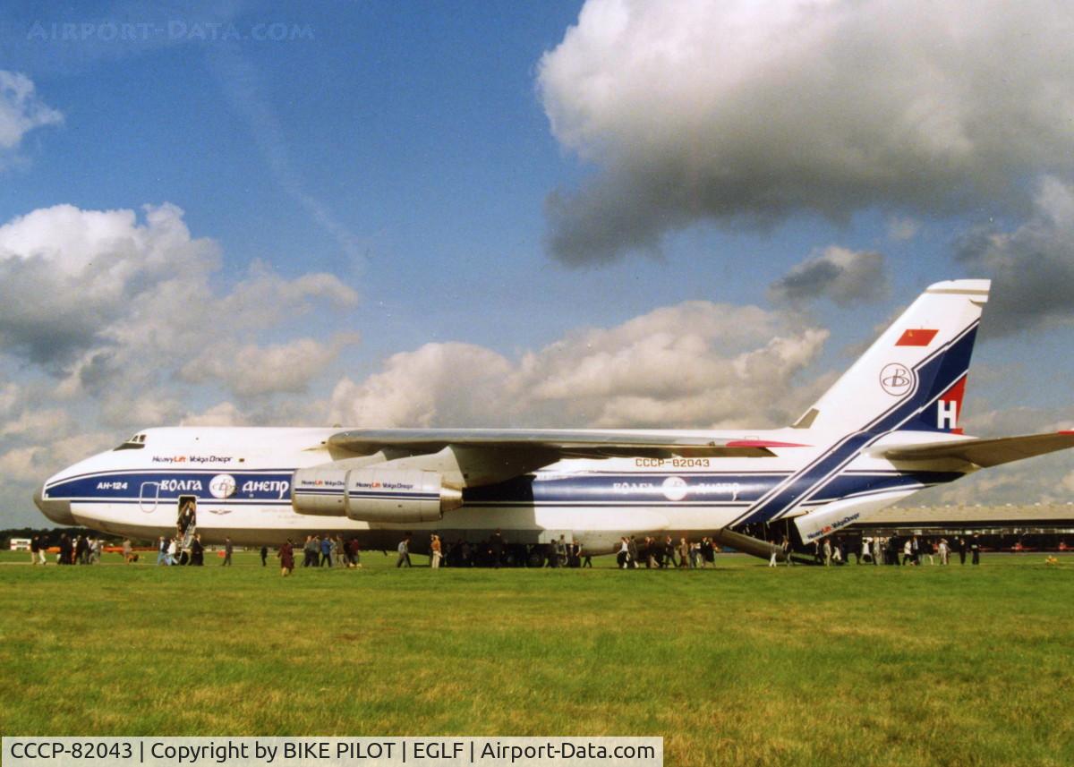 CCCP-82043, 1990 Antonov An-124-100 Ruslan C/N 9773054155101/0607, ON DISPLAY AT FARNBOROUGH AIR SHOW