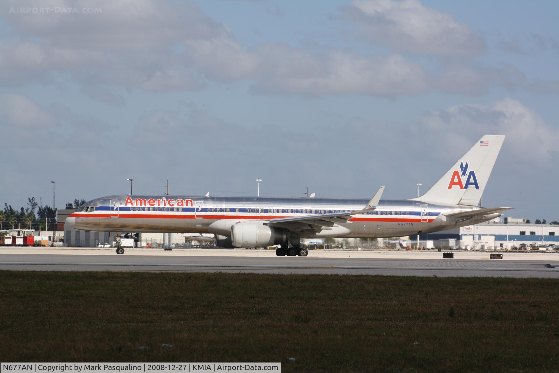 N677AN, 1998 Boeing 757-223 C/N 29427, Boeing 757-200