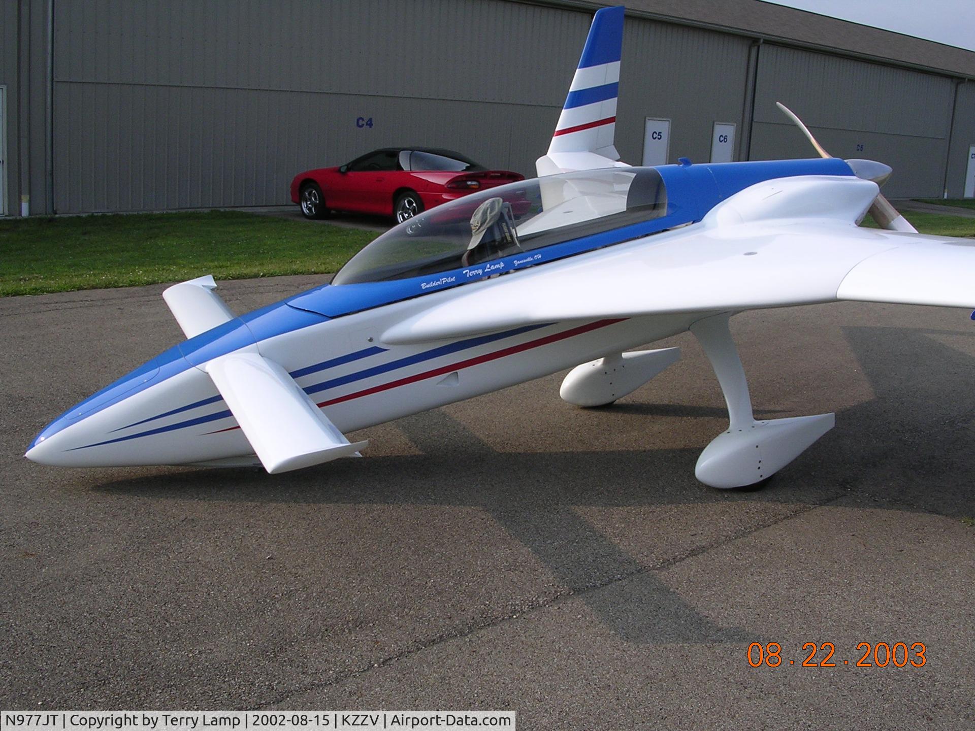 N977JT, 2002 Rutan Long-EZ C/N 977, N977JT at ZZV