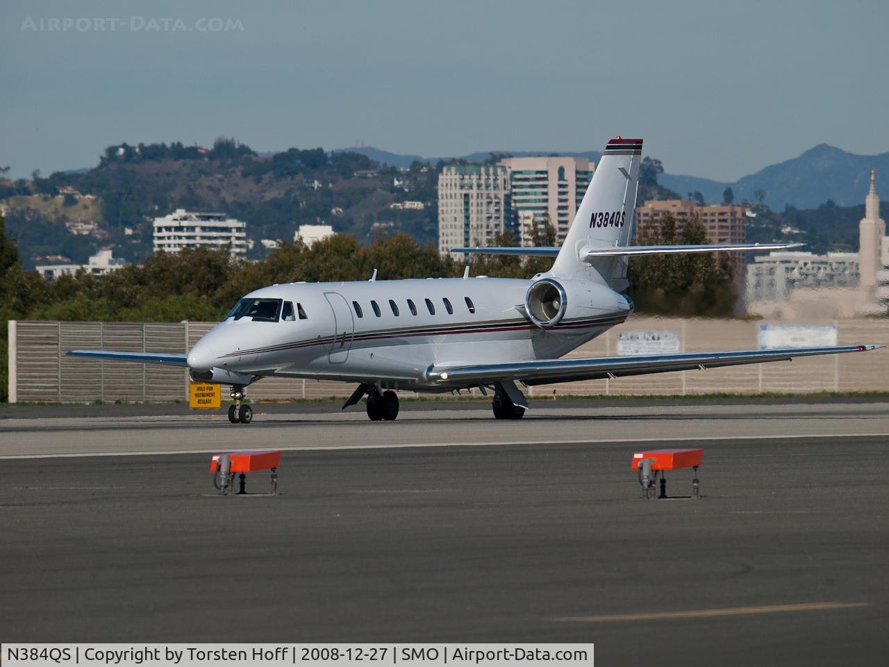 N384QS, 2006 Cessna 680 Citation Sovereign C/N 680-0110, N384QS departing from RWY 21
