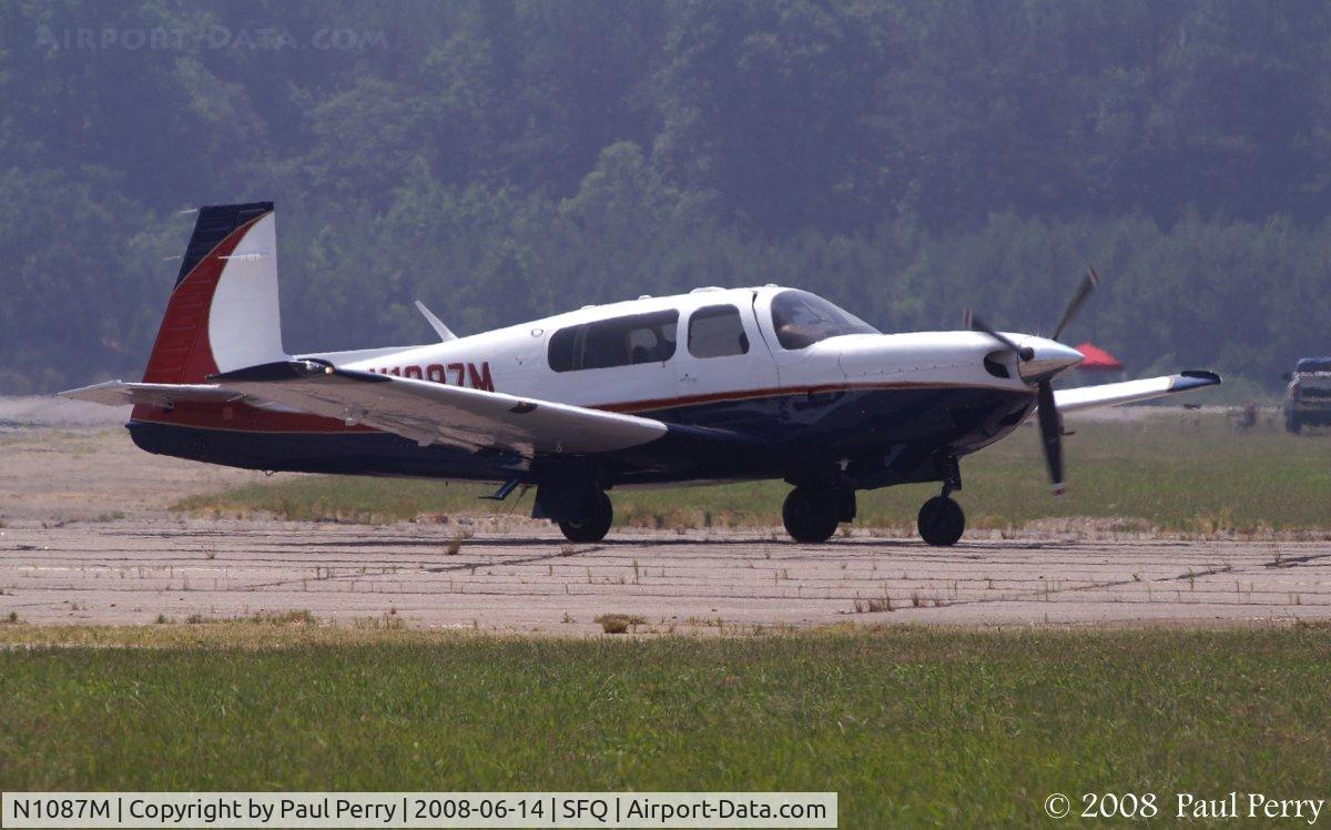 N1087M, 1990 Mooney M20M Bravo C/N 27-0047, Taxiing in, and looking nice