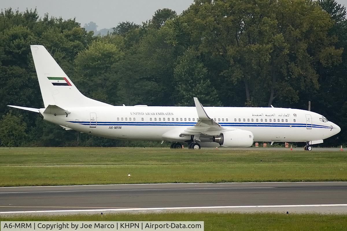 A6-MRM, 2001 Boeing 737-8EC BBJ2 C/N 32450, @HPN