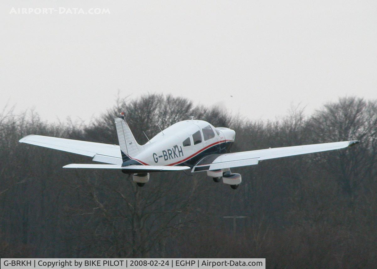 G-BRKH, 1979 Piper PA-28-236 Dakota C/N 28-7911003, KILO HOTEL AIRBOURNE FROM R/Y 26