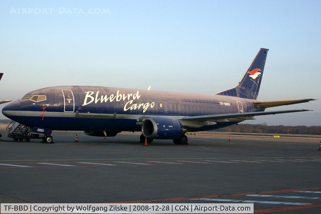 TF-BBD, 1989 Boeing 737-3Y0F C/N 24463, It's cold at CGN