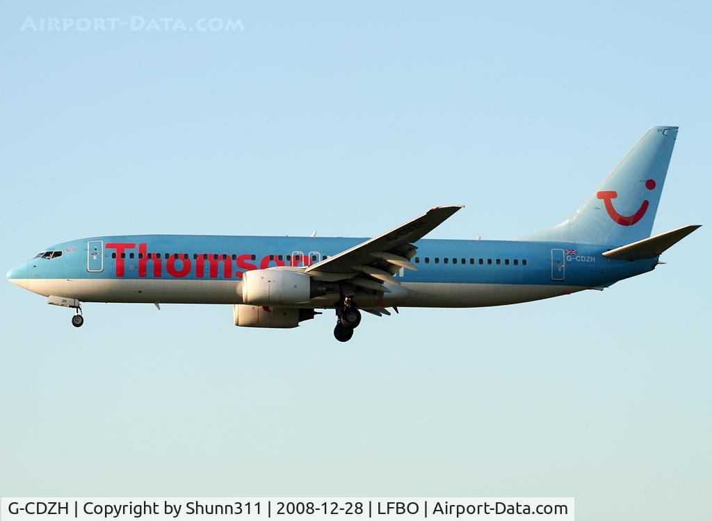 G-CDZH, 1999 Boeing 737-804 C/N 28227, Landing rwy 14R