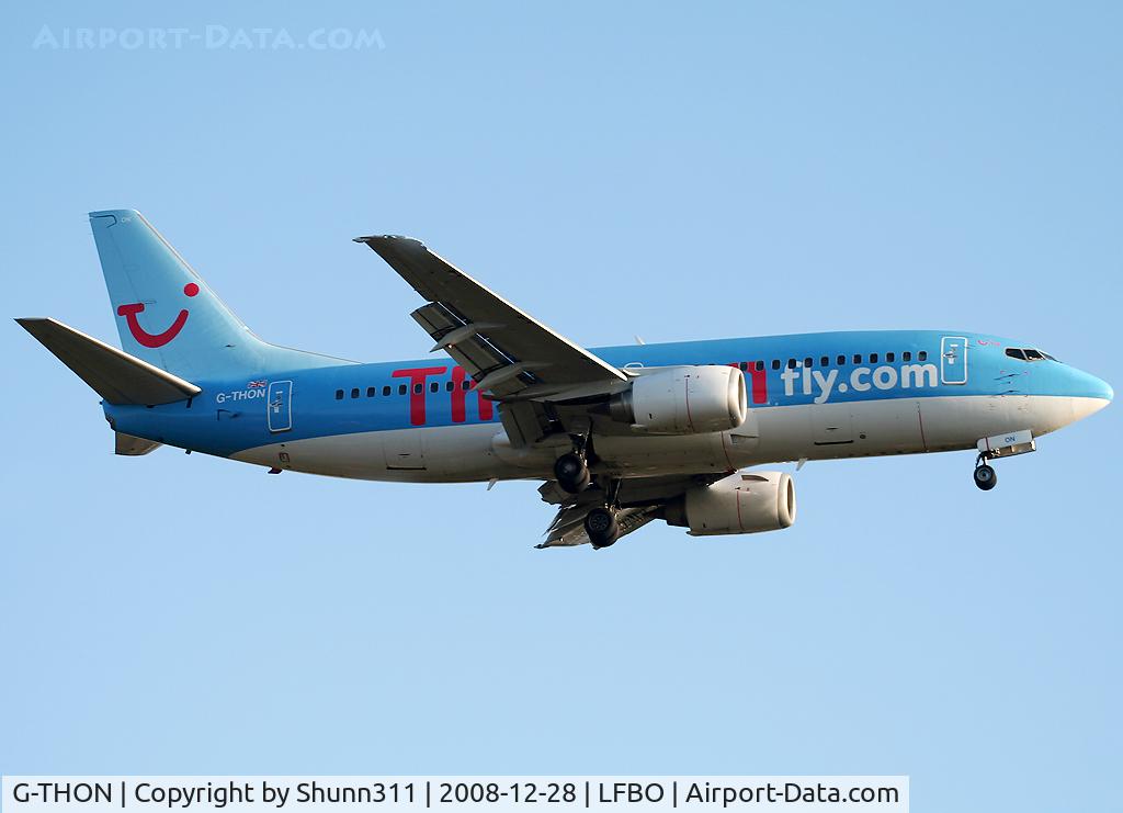G-THON, 1999 Boeing 737-36N C/N 28596, Landing rwy 14R