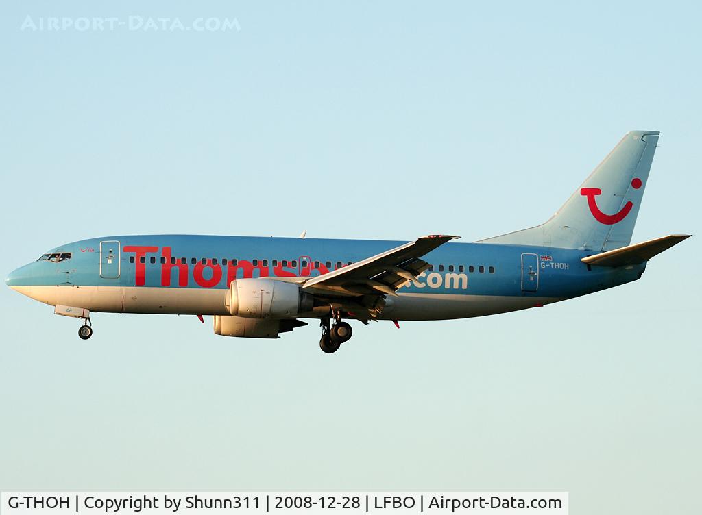 G-THOH, 1997 Boeing 737-31S C/N 29058, Landing rwy 14R