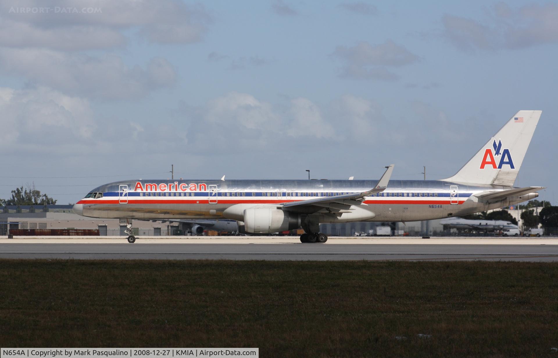 N654A, 1991 Boeing 757-223 C/N 24612, Boeing 757-200